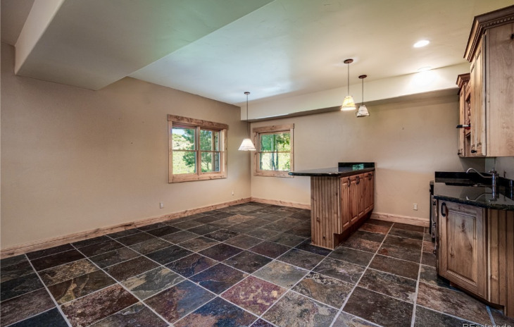 32255 Mack Lane Photo