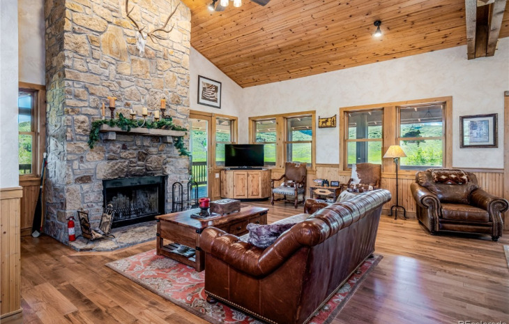 32255 Mack Lane Photo
