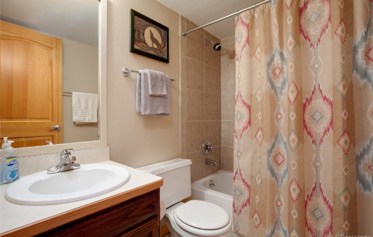 2700 Village Drive Photo