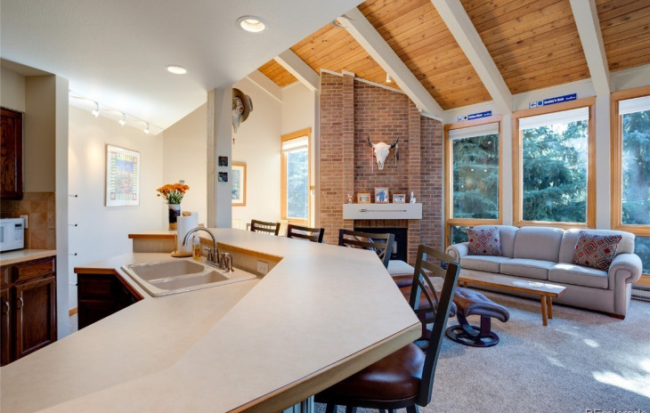 2700 Village Drive Photo