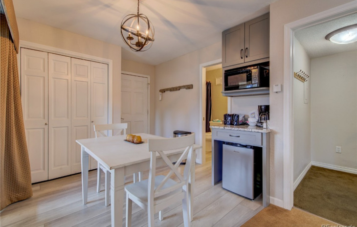 2355 Apres Ski Way Photo