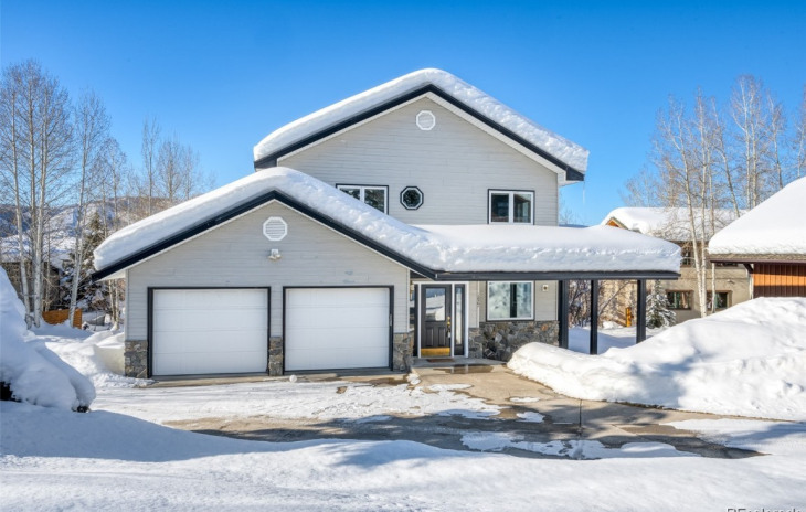 1627 Red Hawk Court Photo