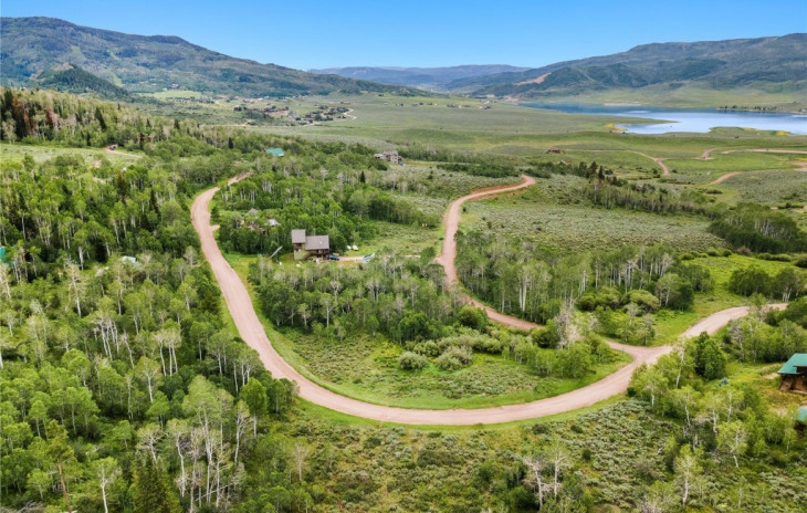 24095 Arapahoe Road Photo