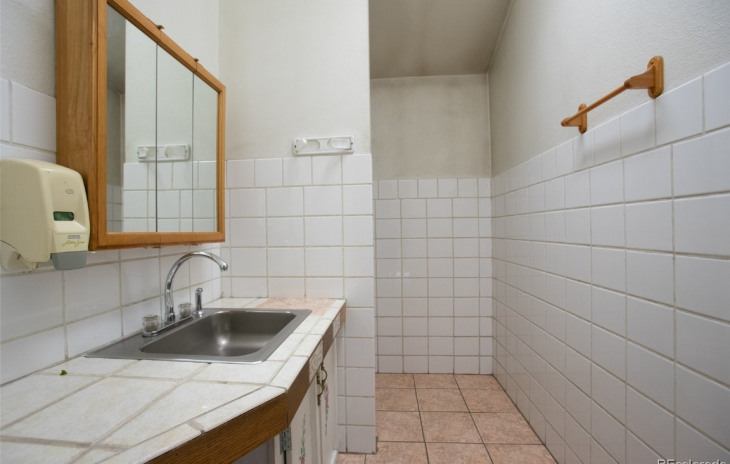 1327 Indian Trail Photo