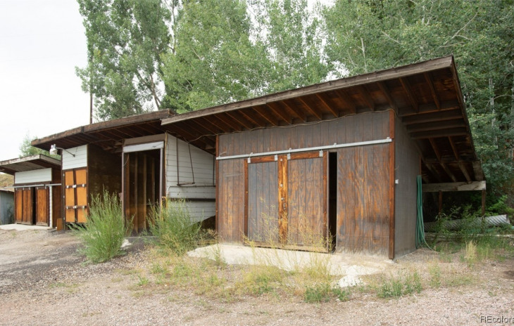 1327 Indian Trail Photo