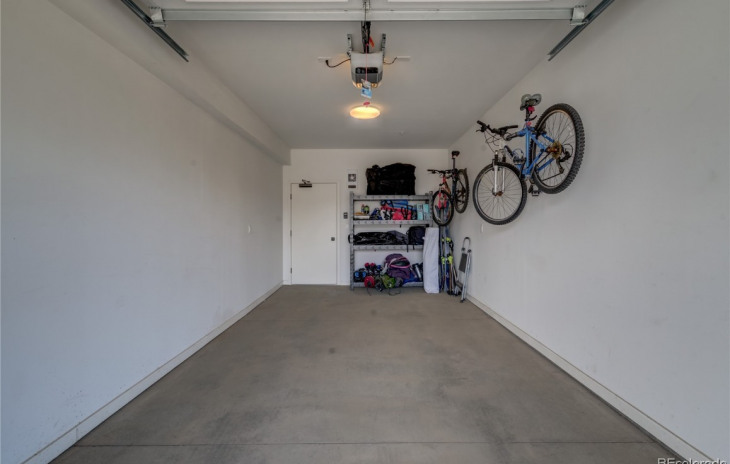 2507 Riverside Drive Photo