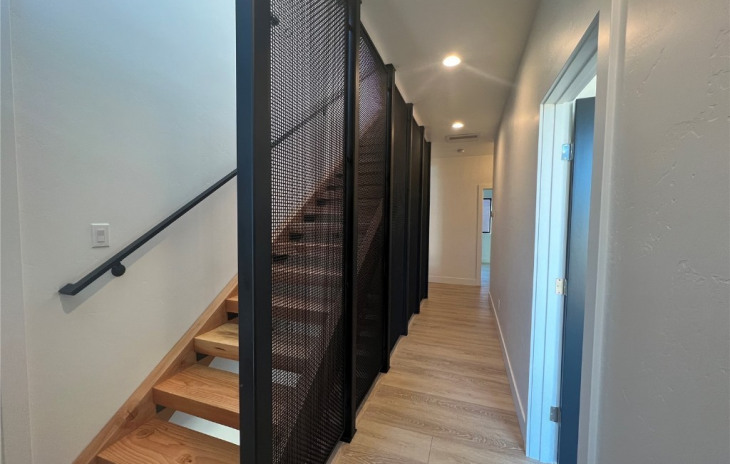 1211 Urban Way Photo