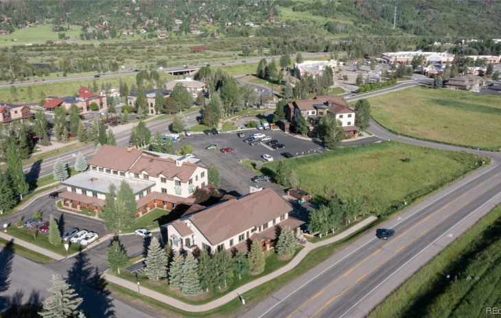 675 Snapdragon Way Photo