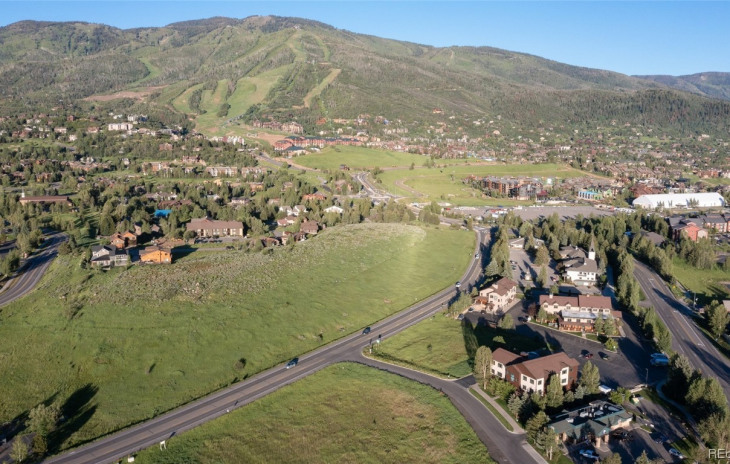 675 Snapdragon Way Photo