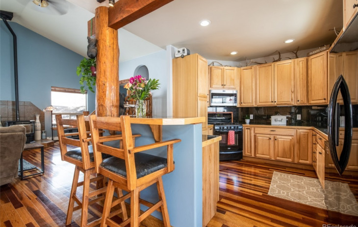 26755 Neptune Place Photo
