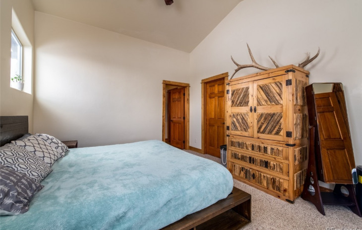 26755 Neptune Place Photo