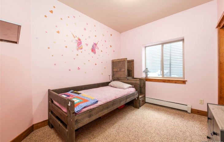 26755 Neptune Place Photo