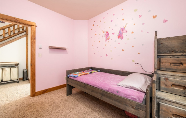 26755 Neptune Place Photo