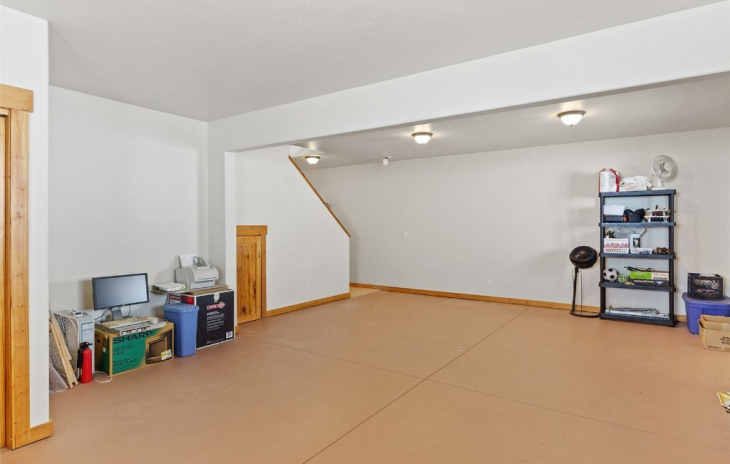 23425 Willow Island Trail Photo