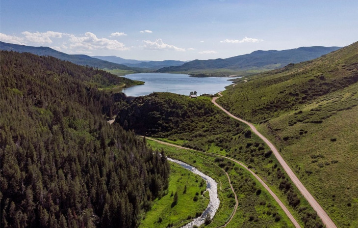 23625 Waybills Court Photo