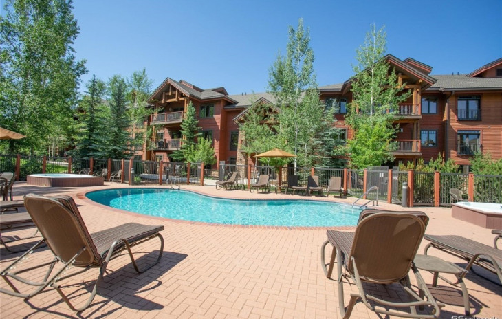 1800 Medicine Springs Drive Photo
