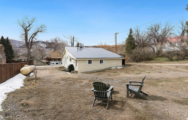 101 S Grant Avenue Photo