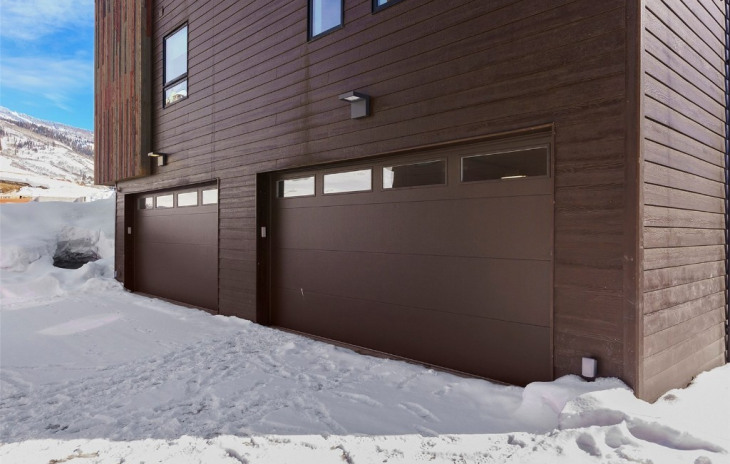 2800 Rowhouse Drive Photo