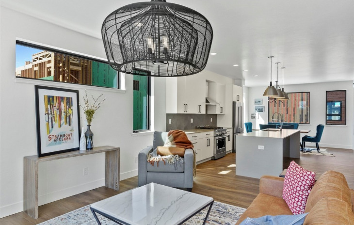 2800 Rowhouse Drive Photo