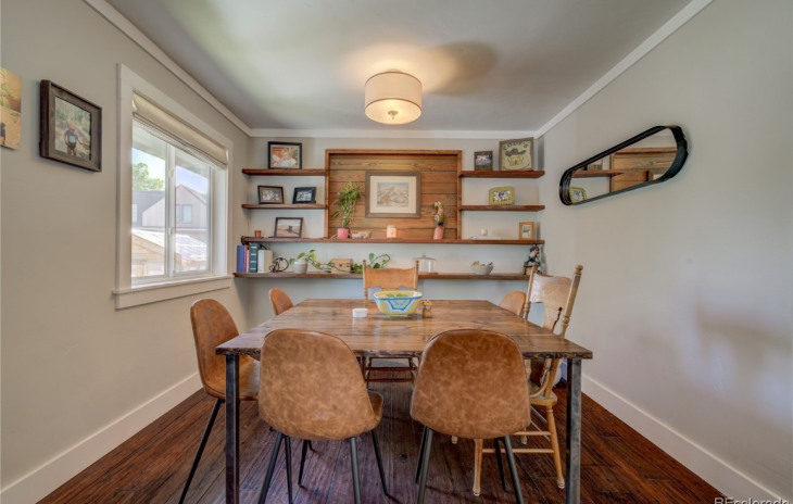 561 Crawford Avenue Photo