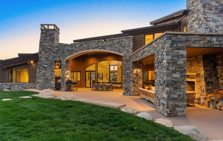 1243 Anglers Drive Photo