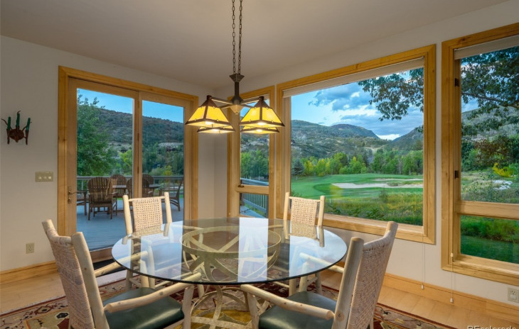 959 Steamboat Boulevard Photo