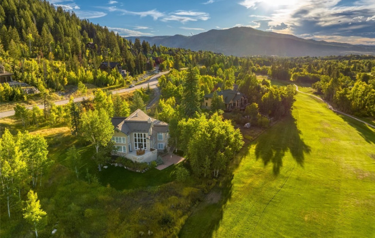 959 Steamboat Boulevard Photo