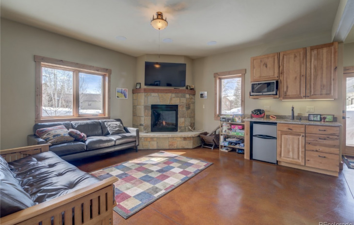 1792 Brome Drive Photo