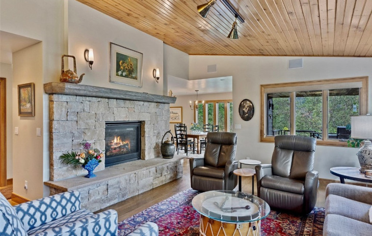 580 Cheyenne Court Photo