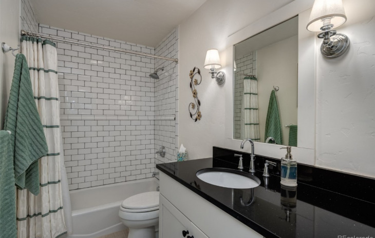 27409 Winchester Court Photo