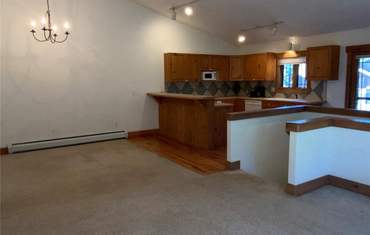 1745 Saddle Creek Court Photo