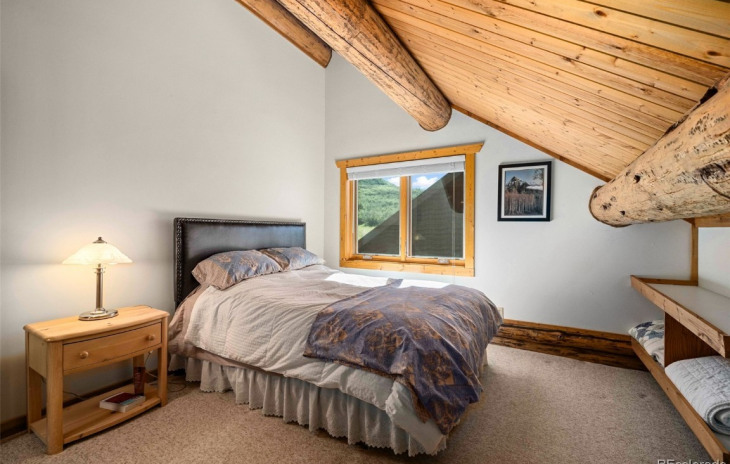 39955 S Valley Drive Photo