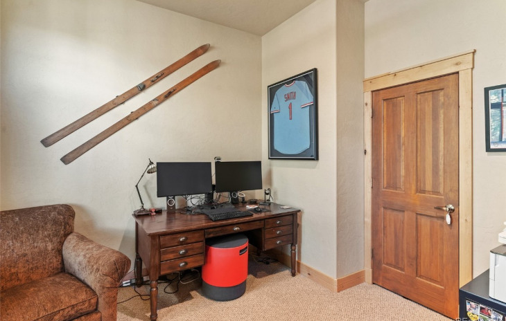 1247 Harwig Circle Photo