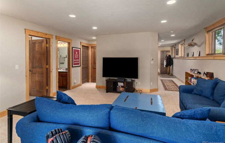 1247 Harwig Circle Photo