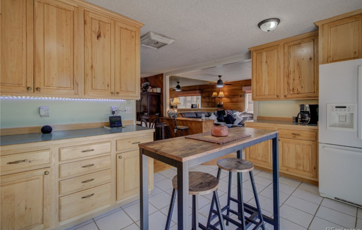 2685 Iris Lane Photo