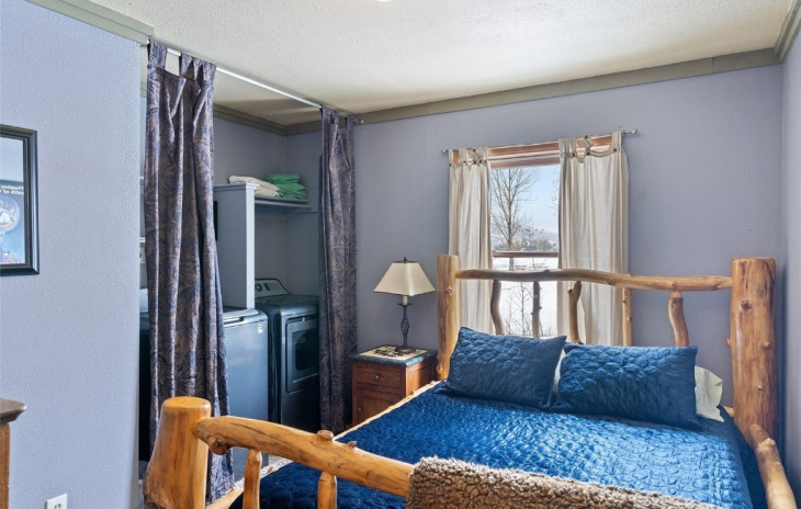 1530 Meadow Lane Photo