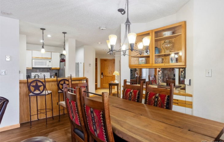 2800 Village Drive Photo