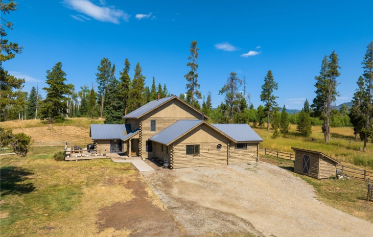 58255 Red Creek Road Photo