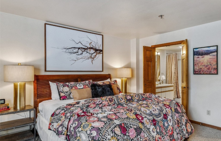 2306 Ski Trail Lane Photo