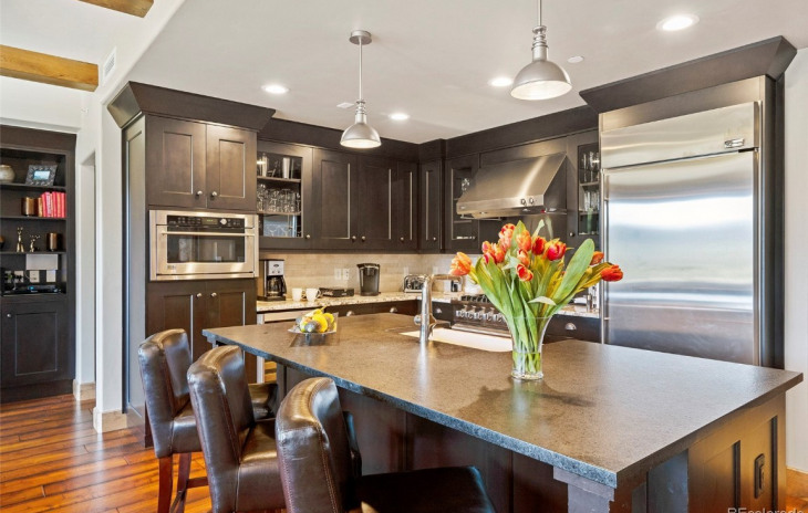 2410 Ski Trail Lane Photo