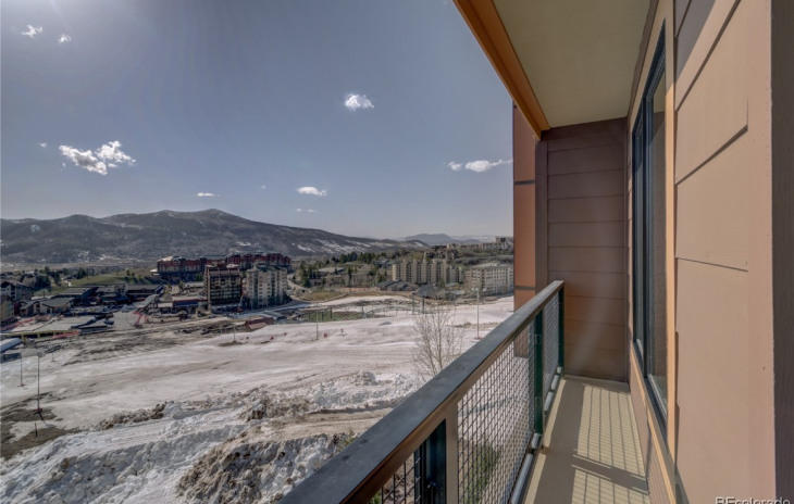 2410 Ski Trail Lane Photo