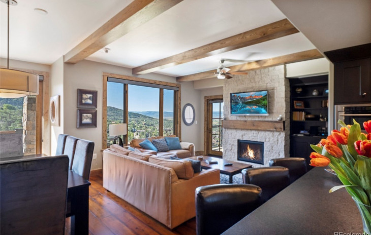 2410 Ski Trail Lane Photo