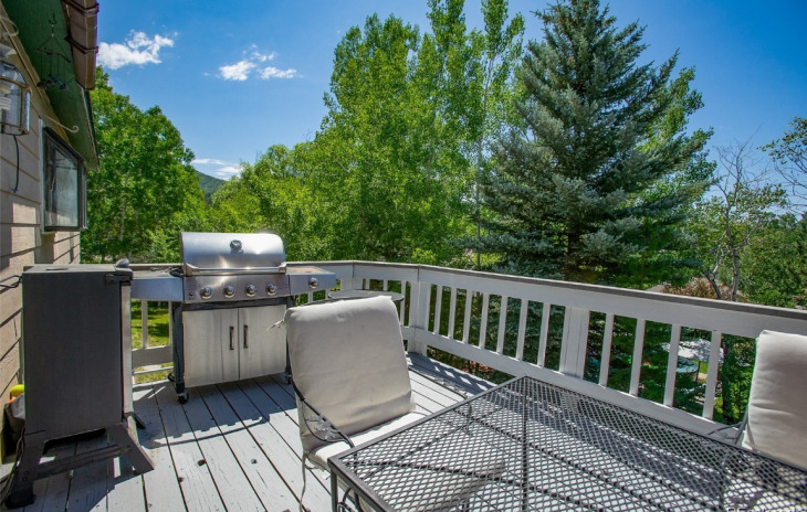 775 Conifer Circle Photo