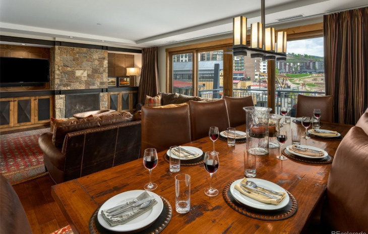2250 Apres Ski Way Photo