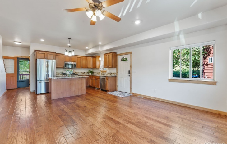 2357 Abbey Court Photo