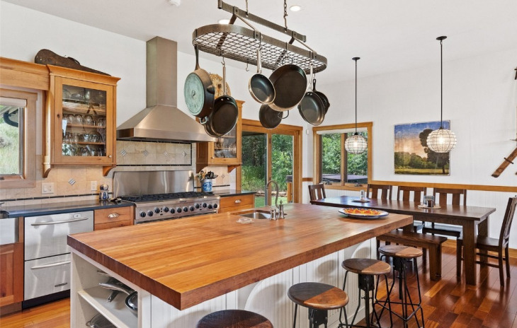 31015 Lynx Basin Way Photo