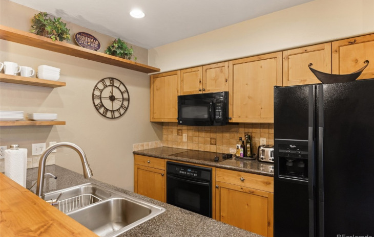 2920 Village Drive Photo