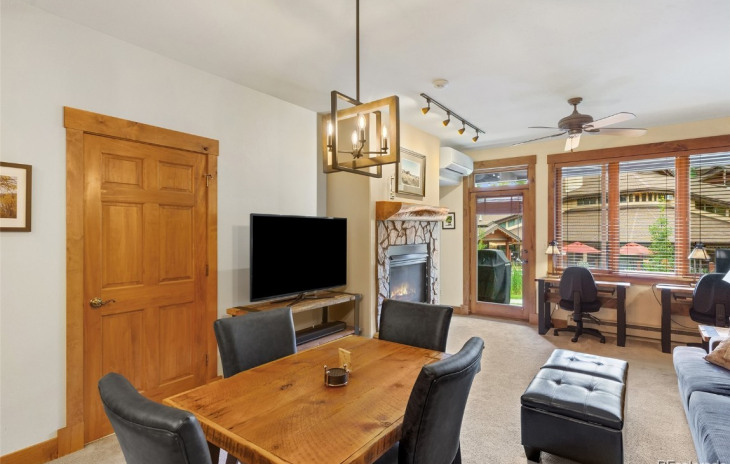 2920 Village Drive Photo