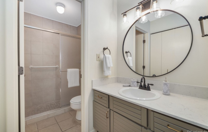 2025 Walton Creek Road Photo