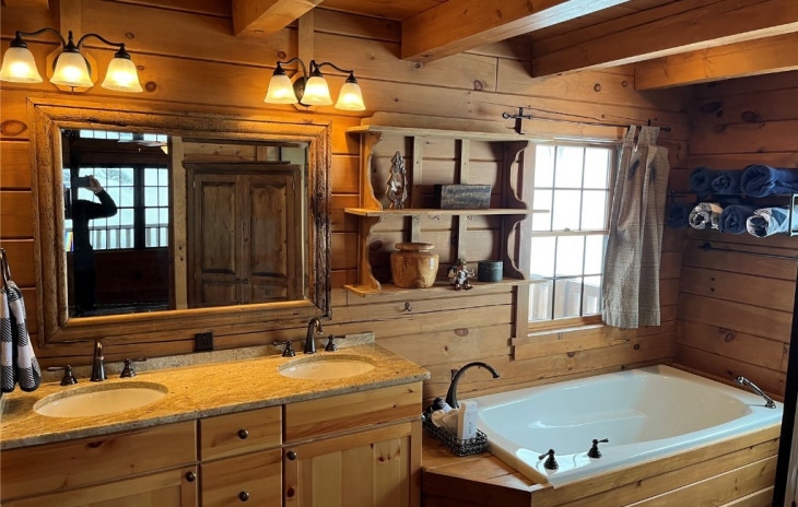 30050 Hibbert Lane Photo